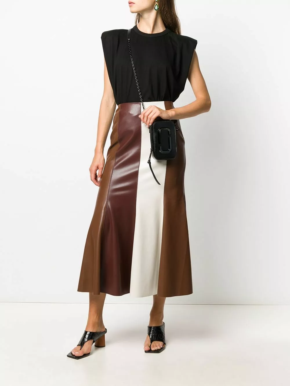 Marc Jacobs The Hot Shot leather mini bag 5 Marc Jacobs The Hot Shot leather mini bag