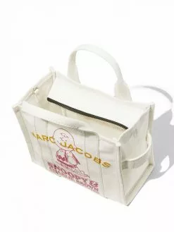 Marc Jacobs x Peanuts The Mini Snoopy tote bag