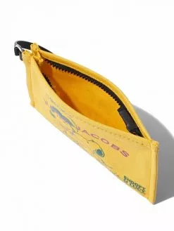Marc Jacobs x Peanuts make up bag